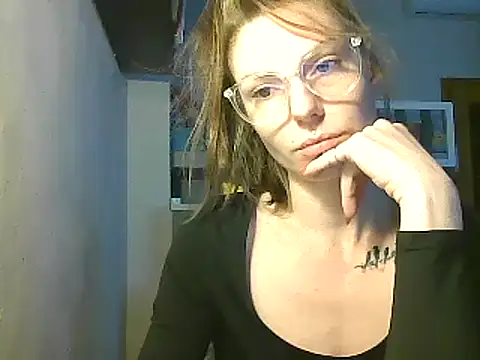 Feli blue online show from December 2024 08:41:01 AM