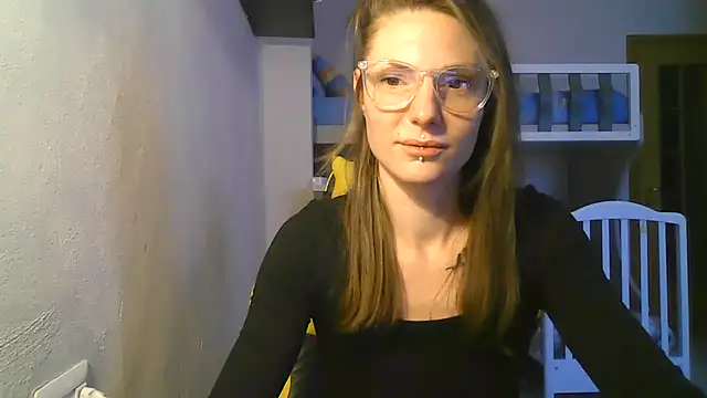 Feli blue online show from January 2025 11:54:02 AM