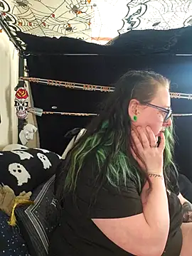 Bunny Cummings online show from November 2025 11:33:01 AM