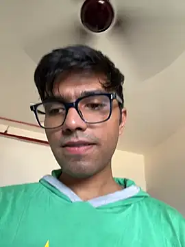 Snapshot of BoyzaraHatke chatting on June 2026 09:37:02 AM BoyzaraHatke online show from June 2026 09:37:02 AM