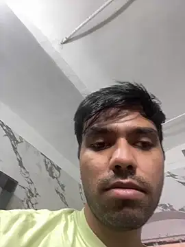 Snapshot of BoyzaraHatke chatting on June 2026 10:42:01 AM BoyzaraHatke online show from June 2026 10:42:01 AM