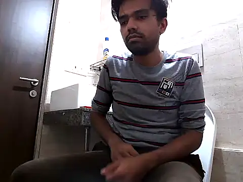 Snapshot of BoyzaraHatke chatting on July 2026 12:03:01 AM BoyzaraHatke online show from July 2026 12:03:01 AM