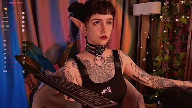 MichaellaMoon online show from January 2025 09:48:02 PM