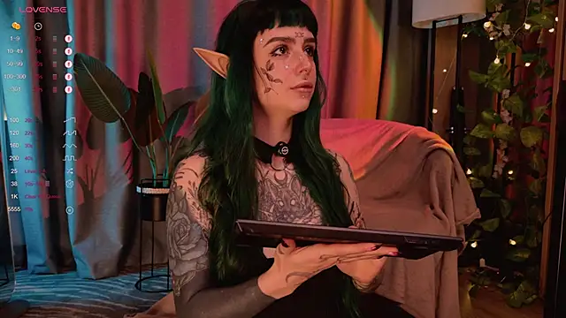 MichaellaMoon online show from February 2025 05:10:02 AM