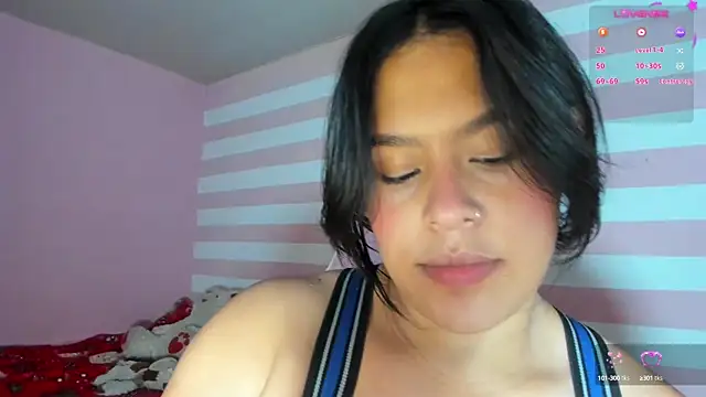 Snapshot of Loveequinn chatting on January 2025 03:20:02 AM Loveequinn online show from January 2025 03:20:02 AM