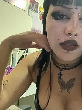 Snapshot of belletotosa chatting on March 2025 03:43:01 AM belletotosa online show from March 2025 03:43:01 AM