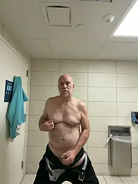 FLSexyGuy online show from April 2026 12:32:01 PM