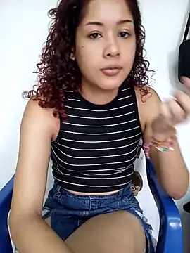 Snapshot of Caccau_scorpion chatting on February 2025 07:05:02 PM Caccau scorpion online show from February 2025 07:05:02 PM