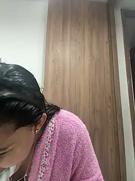 Isa squirt1 online show from June 2026 09:08:02 PM
