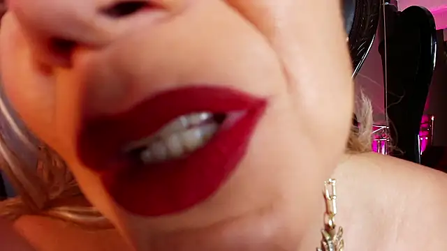 MelaniaKnauss online show from March 2026 08:26:01 PM