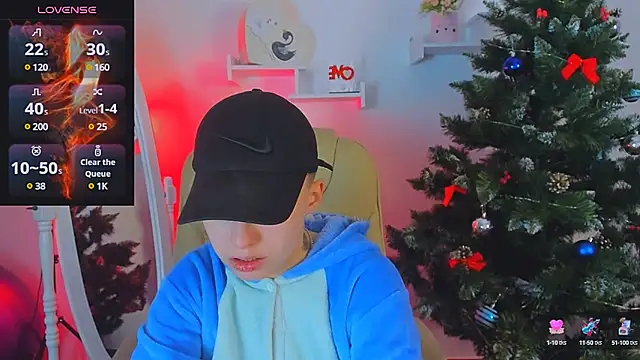 Dolly  Queen  online show from December 2024 08:21:02 PM