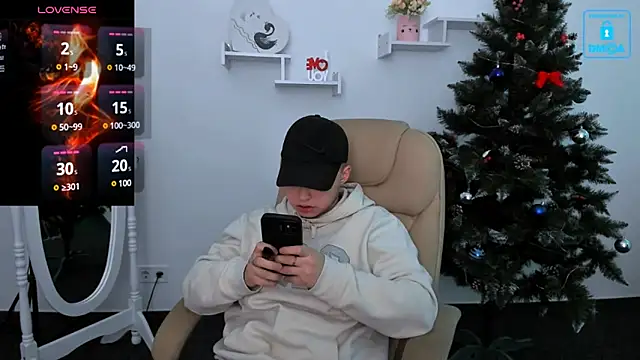 Dolly  Queen  online show from January 2025 09:23:02 PM