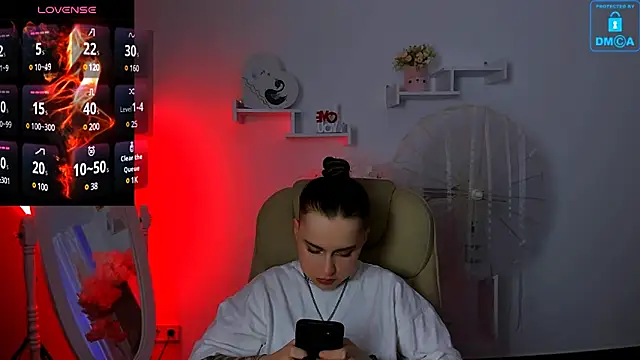 Dolly  Queen  online show from January 2025 10:23:01 PM