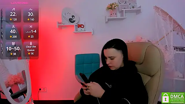 Dolly  Queen  online show from February 2025 06:46:02 PM