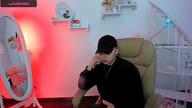 Dolly  Queen  online show from February 2025 12:05:02 AM