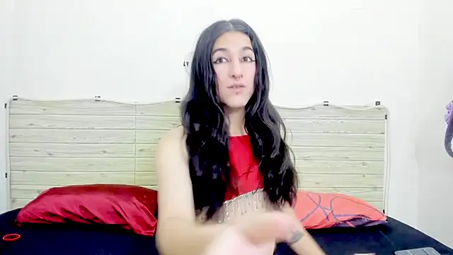 Evil Queen13 online show from December 2025 07:31:01 PM