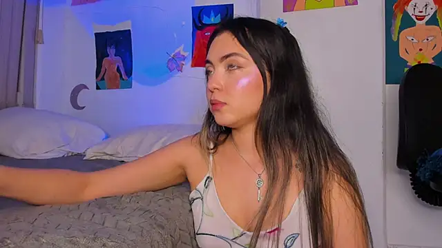 Snapshot of azumi_cutiepie_ chatting on December 2024 06:27:02 PM azumi cutiepie online show from December 2024 06:27:02 PM