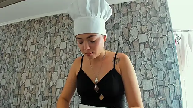 Snapshot of azumi_cutiepie_ chatting on December 2024 08:05:02 PM azumi cutiepie online show from December 2024 08:05:02 PM