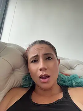 Snapshot of antonhella1 chatting on June 2026 05:04:01 PM antonhella1 online show from June 2026 05:04:01 PM