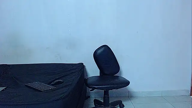 mikecoper 23 online show from May 2026 01:39:02 PM