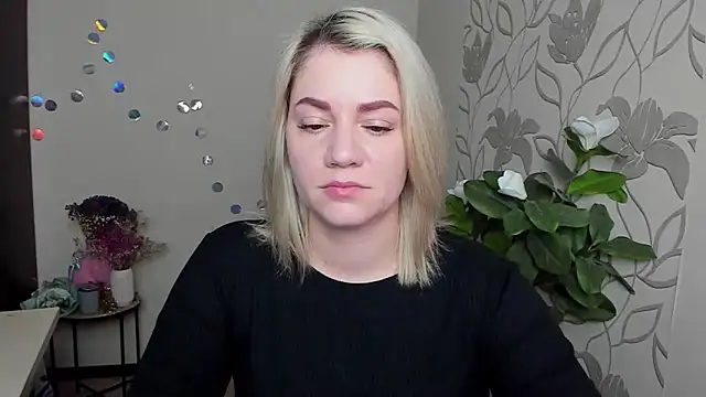 MariaSttone online show from January 2026 01:05:01 PM