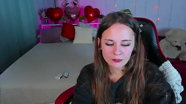 Snapshot of Makima_lee chatting on January 2025 07:42:02 PM Makima lee online show from January 2025 07:42:02 PM