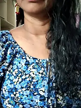 Snapshot of Bangarupapa chatting on February 2026 06:03:01 AM Bangarupapa online show from February 2026 06:03:01 AM