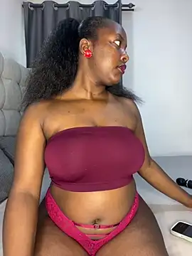 Snapshot of prettiepearl chatting on May 2026 07:49:01 AM prettiepearl online show from May 2026 07:49:01 AM
