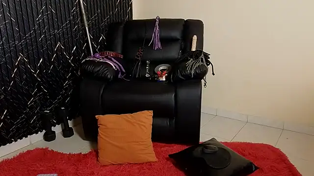 Snapshot of Katt_BDSM chatting on September 2025 05:36:01 PM Katt BDSM online show from September 2025 05:36:01 PM