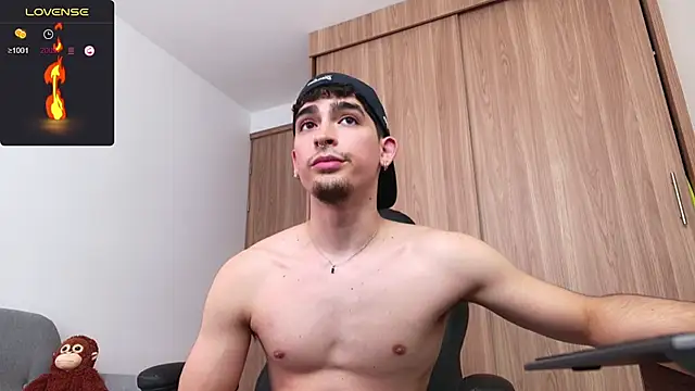 zenn rush1 online show from December 2024 06:31:02 PM