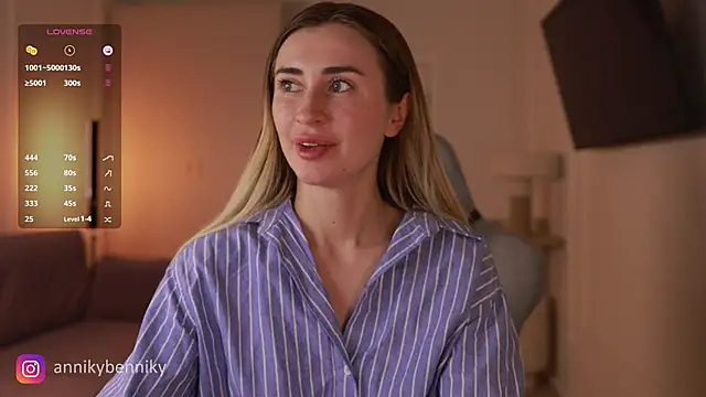 Coconutkittyy online show from March 2025 09:13:02 PM