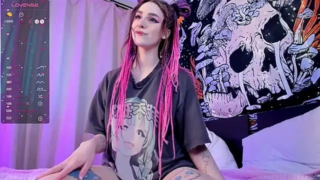 kissthasky online show from February 2025 02:26:01 PM