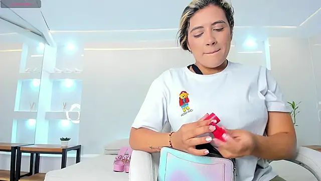 julietha taylor online show from February 2025 01:44:02 AM