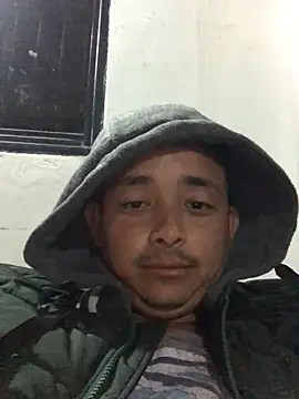 isacalejandroo online show from January 2025 01:52:02 AM