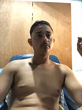 isacalejandroo online show from February 2025 05:37:01 PM