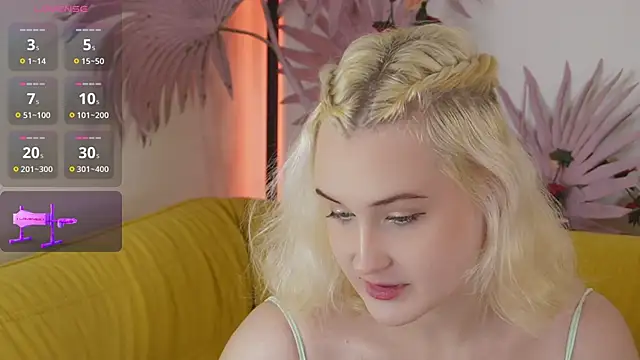 tiffannyjons online show from October 2025 05:36:02 PM