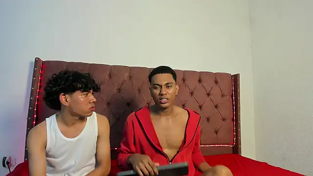 Snapshot of boys_yourparty chatting on January 2026 01:11:01 AM boys yourparty online show from January 2026 01:11:01 AM