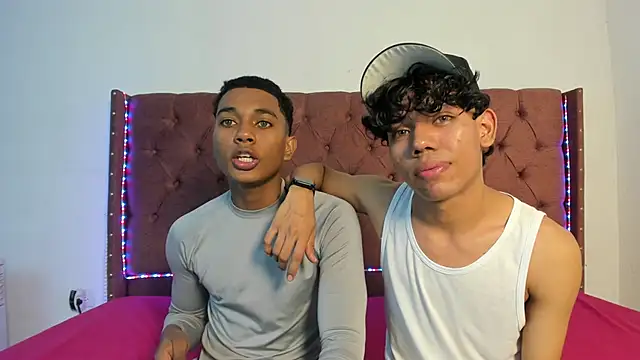 Snapshot of boys_yourparty chatting on January 2026 01:11:02 AM boys yourparty online show from January 2026 01:11:02 AM