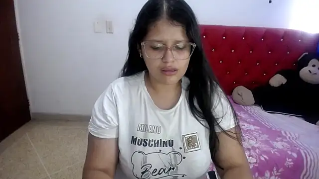 Snapshot of angel_barbie_1 chatting on June 2026 04:05:02 PM angel barbie 1 online show from June 2026 04:05:02 PM