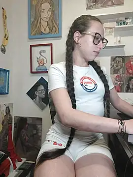 Snapshot of milena_23x chatting on February 2025 03:11:02 AM milena 23x online show from February 2025 03:11:02 AM