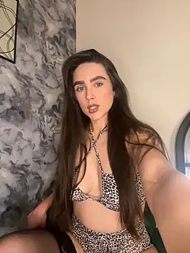 EmmaRosalie online show from February 2025 08:33:01 PM