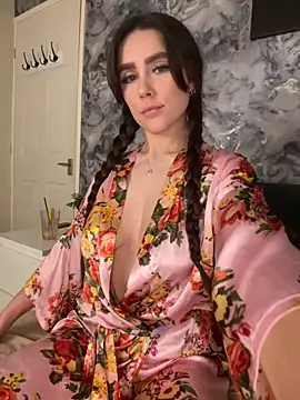 EmmaRosalie online show from February 2025 03:35:01 AM