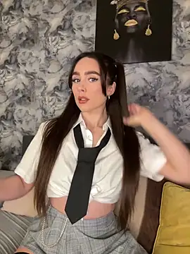 EmmaRosalie online show from February 2025 07:49:01 PM