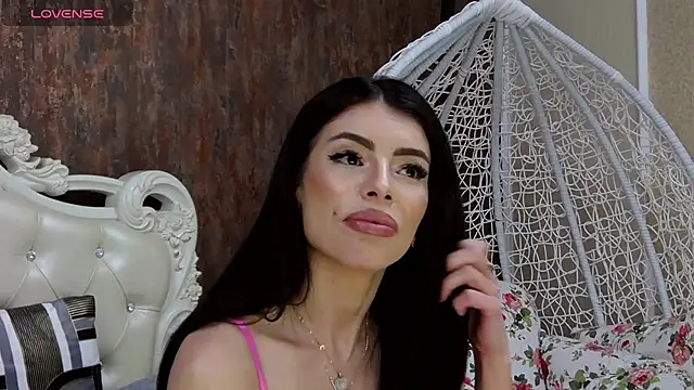 LaraDivine online show from December 2024 12:27:01 PM