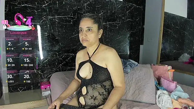 Yaya    11 online show from December 2025 04:29:01 AM