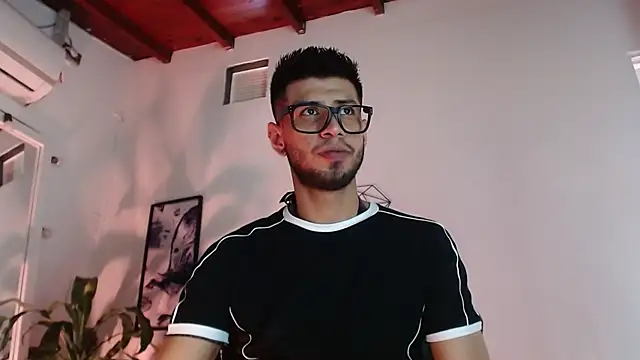 Snapshot of Colby_brown03 chatting on June 2026 05:19:02 PM Colby brown03 online show from June 2026 05:19:02 PM