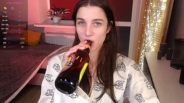 Snapshot of Abigail_Wills chatting on February 2025 12:27:01 AM Abigail Wills online show from February 2025 12:27:01 AM