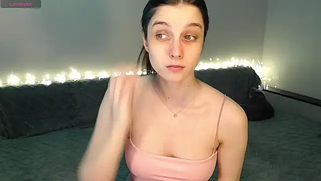 Snapshot of Abigail_Wills chatting on November 2025 05:23:02 PM Abigail Wills online show from November 2025 05:23:02 PM