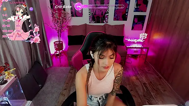 annieesweett online show from September 2025 05:51:02 PM