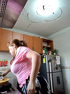 sussy 185 online show from March 2025 07:27:01 PM